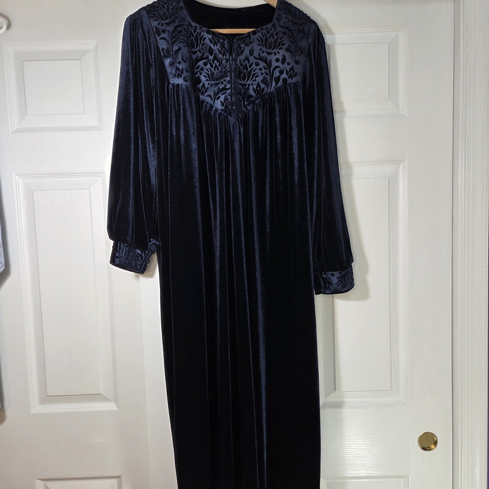 Vintage Navy Blue Velvet Maxi Robe Size L